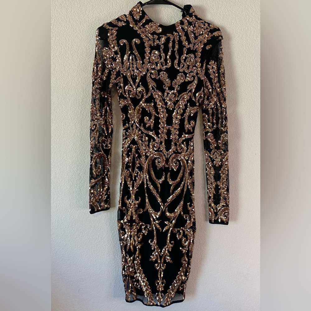 Windsor Long Black Dress w/ Gold Sequin Pattern
